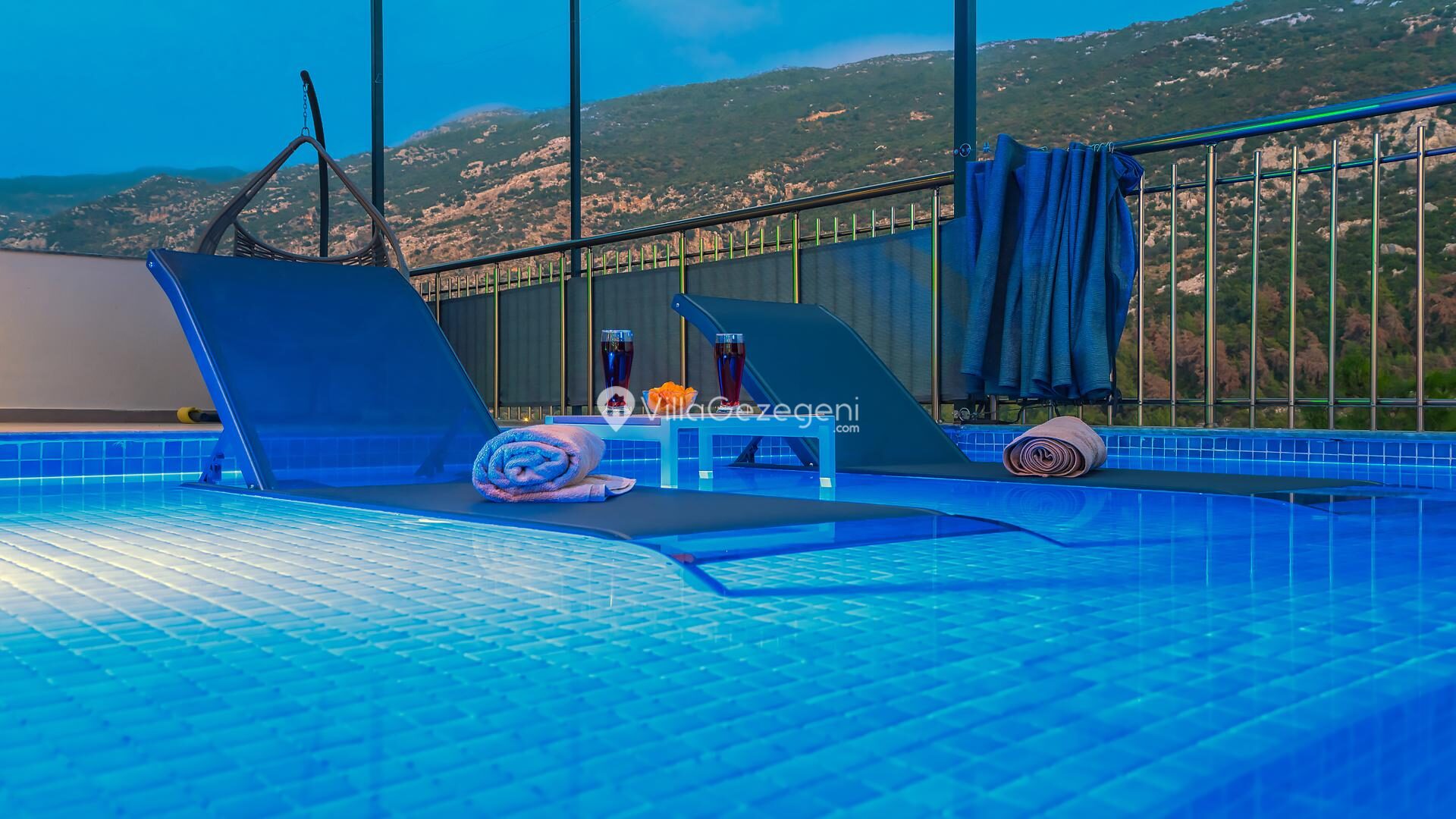 Villa Bozo 2 — 25