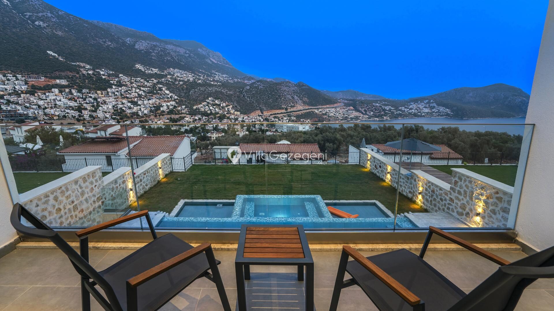 Villa Lion — 36