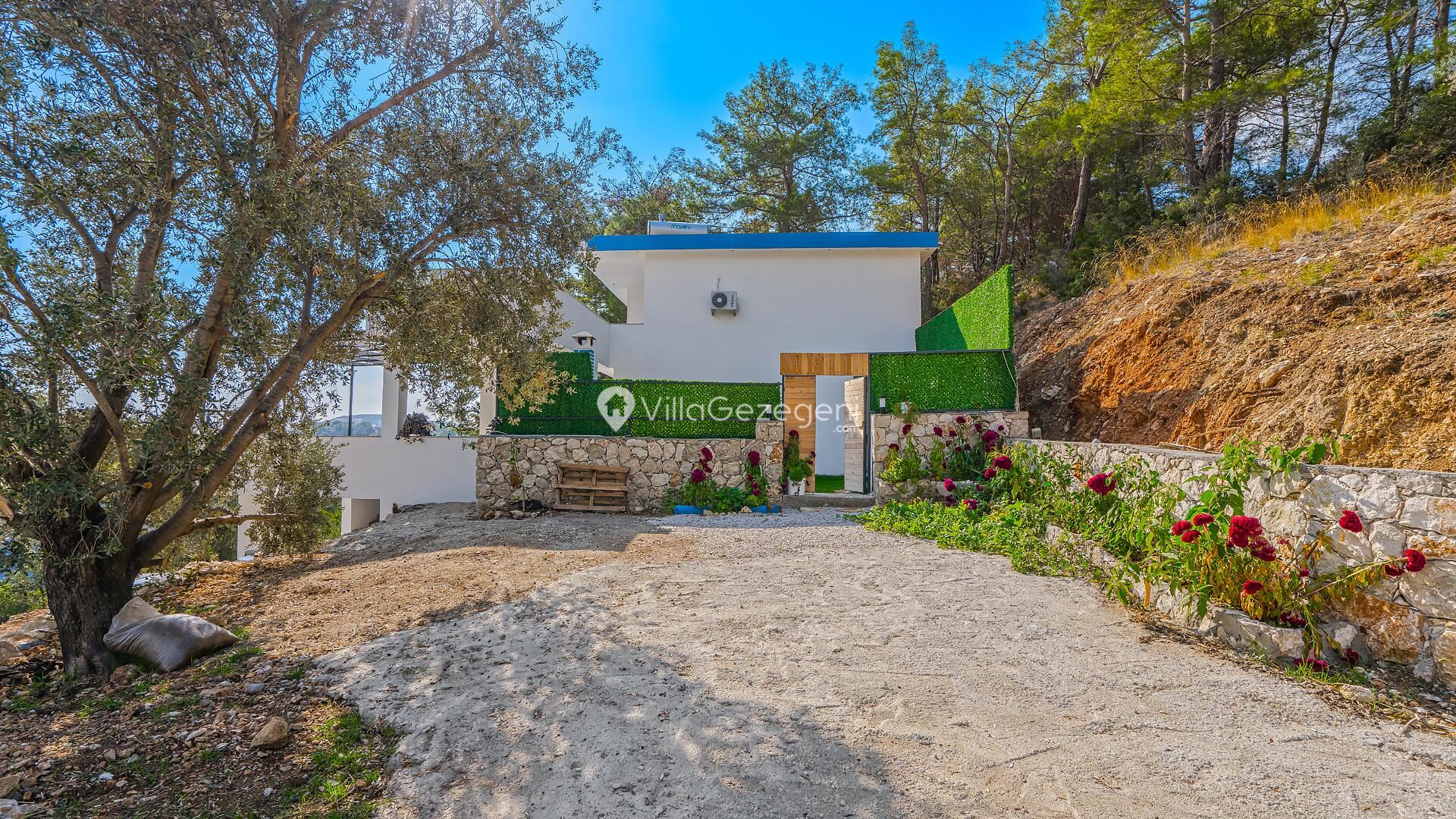Villa Bozo 2 — 42