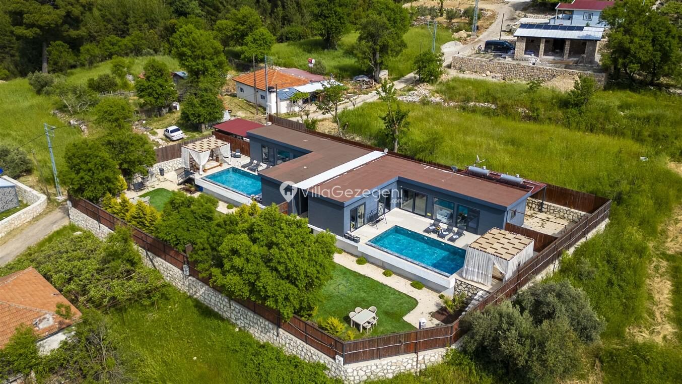 Villa Loçka — 60