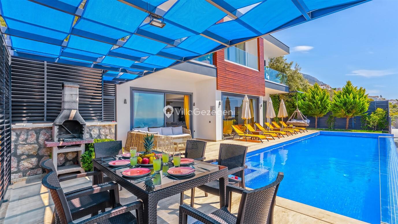 Villa Royal — 14
