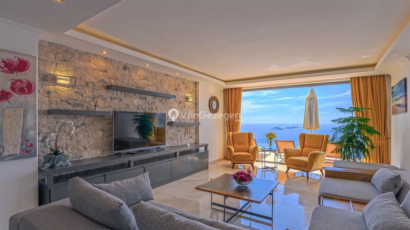 Villa Royal — 34