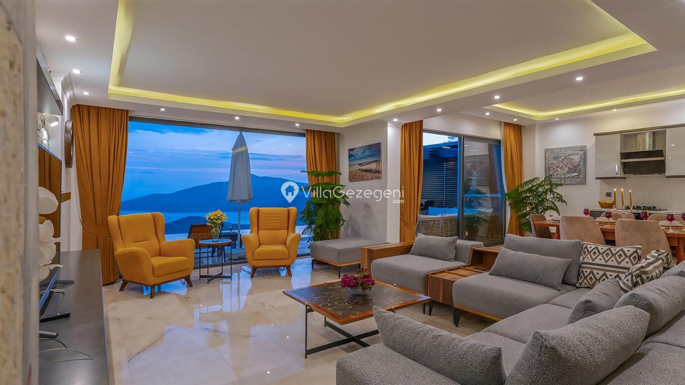 Villa Royal — 36