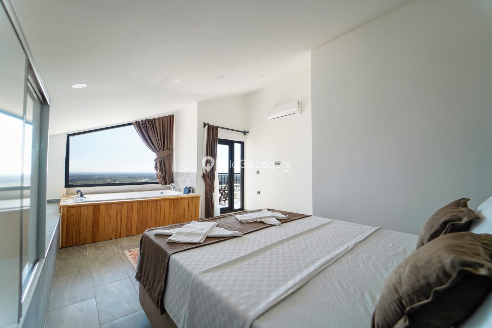 Villa Legendary 2 — 55