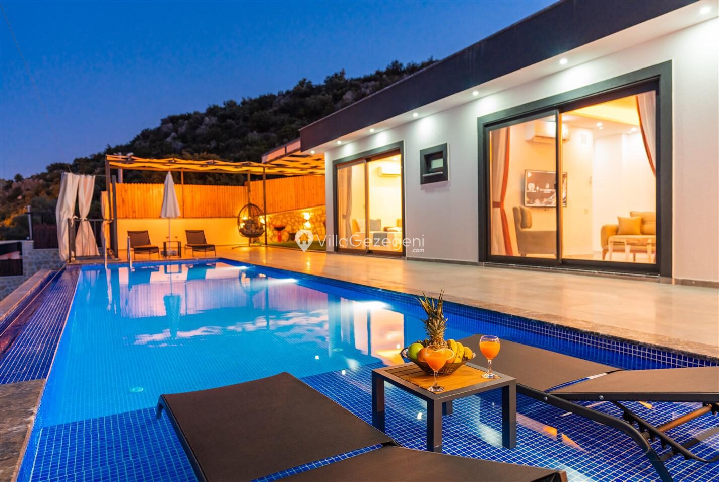 Villa Mister — 1