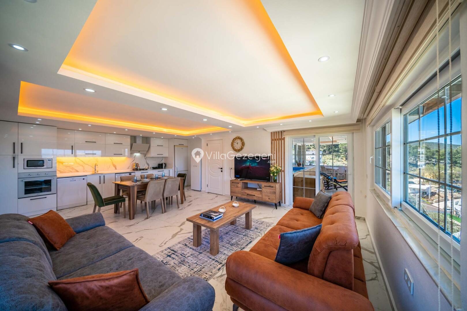 Suit Diana — 32