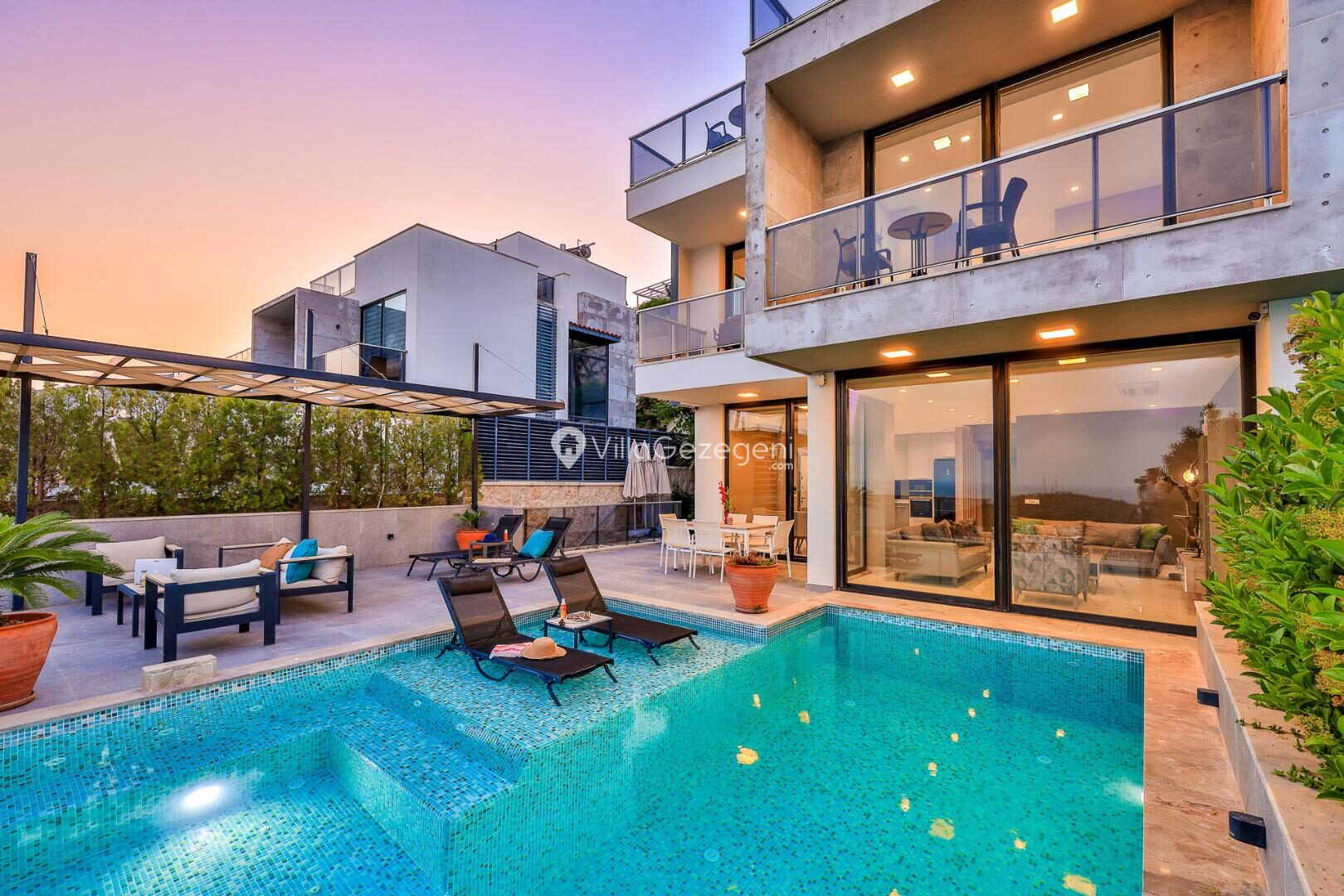 Villa Hecky Extra — 3