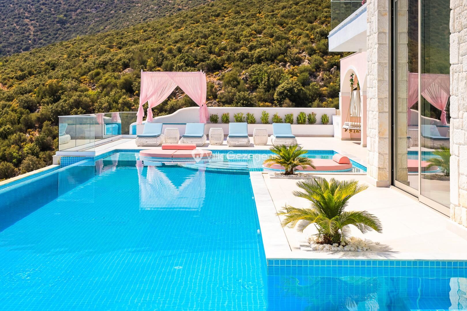 Villa Rosy — 17