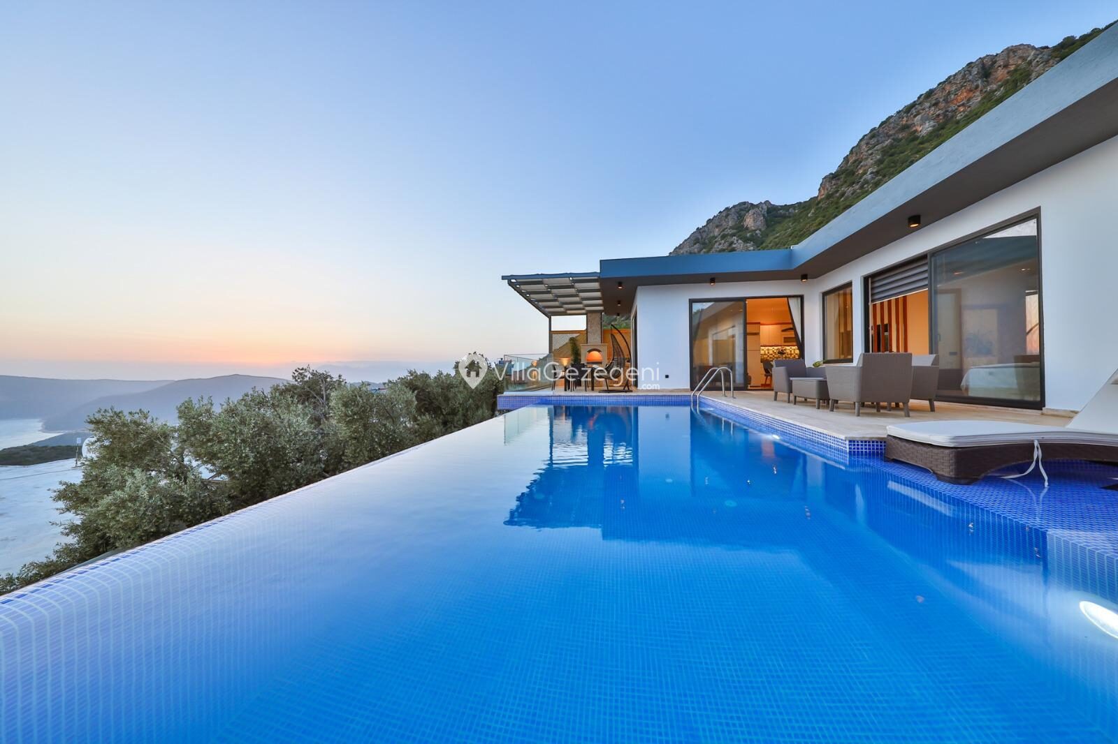 Villa Tufan — 1