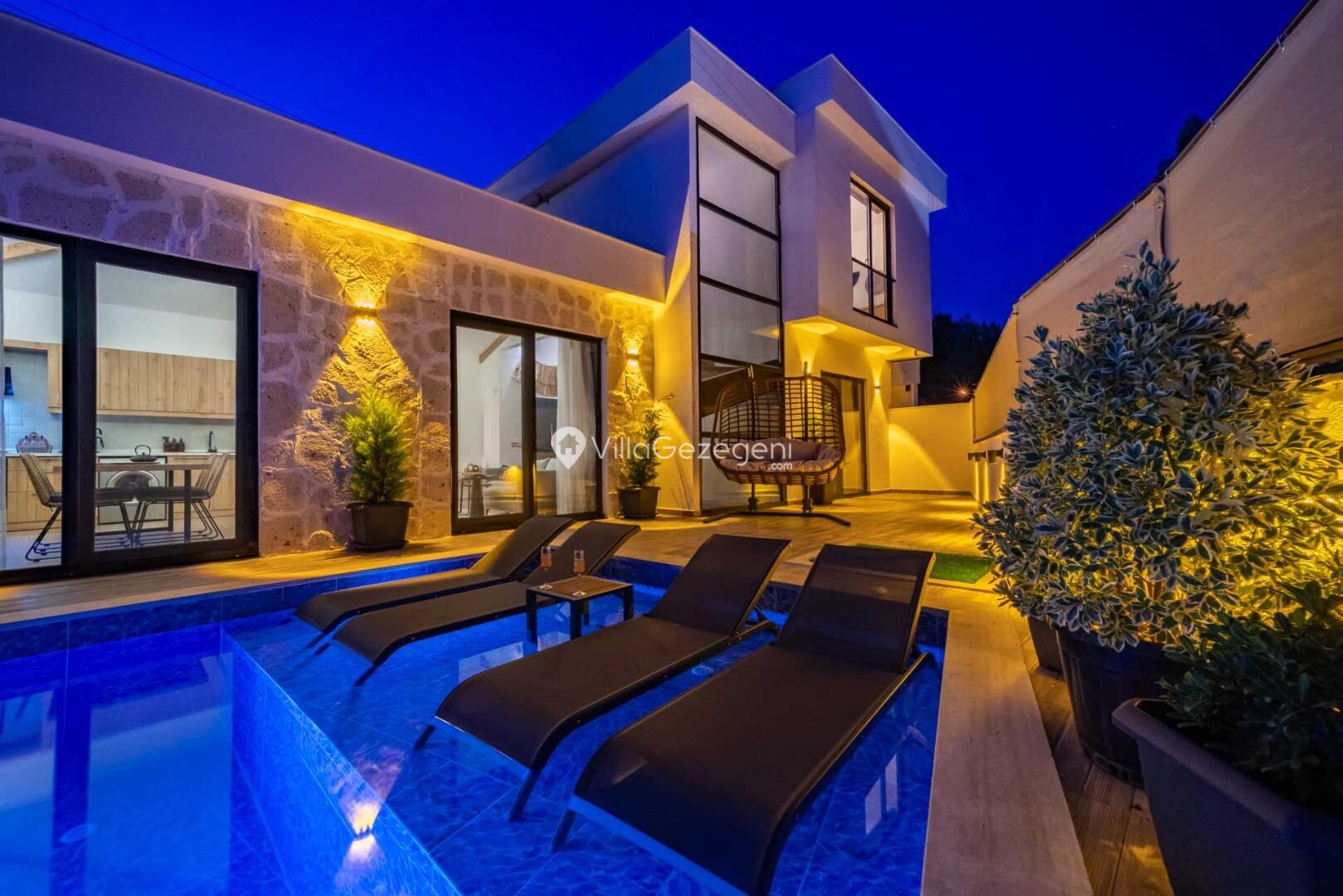 Villa Soil House — 1