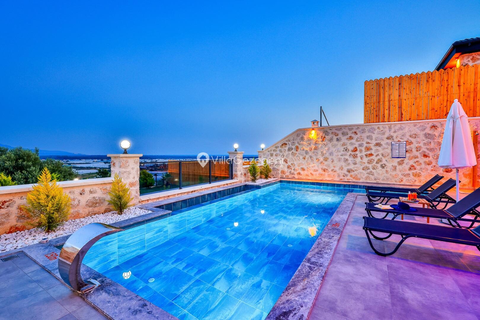 Villa Sandak 4 — 13