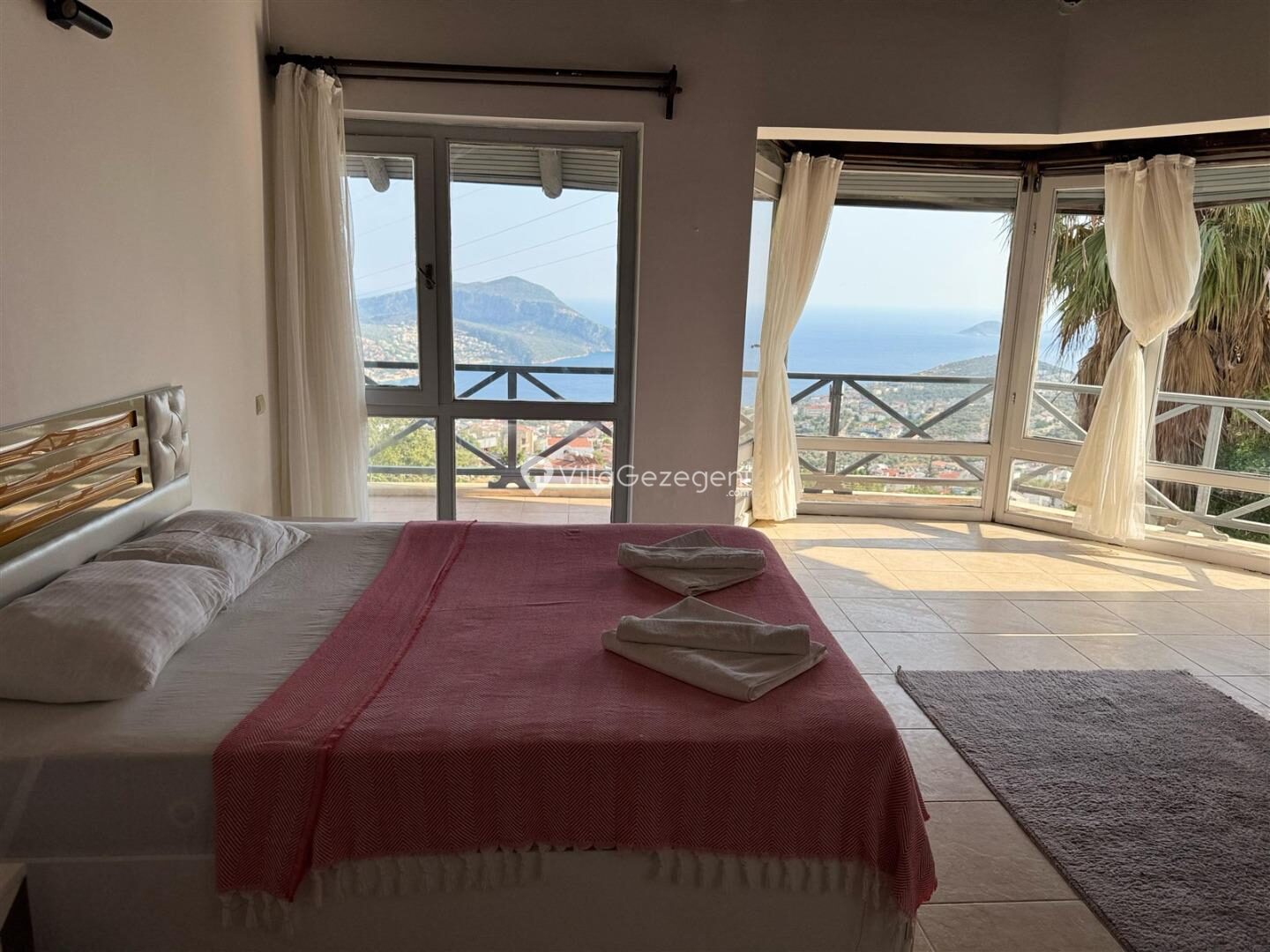 Villa Ruby — 28