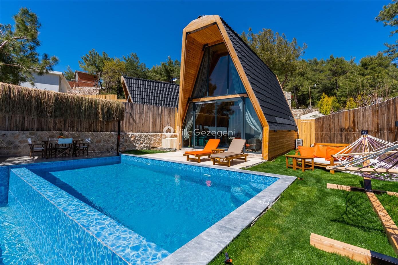 Villa Pedro 1 — 2