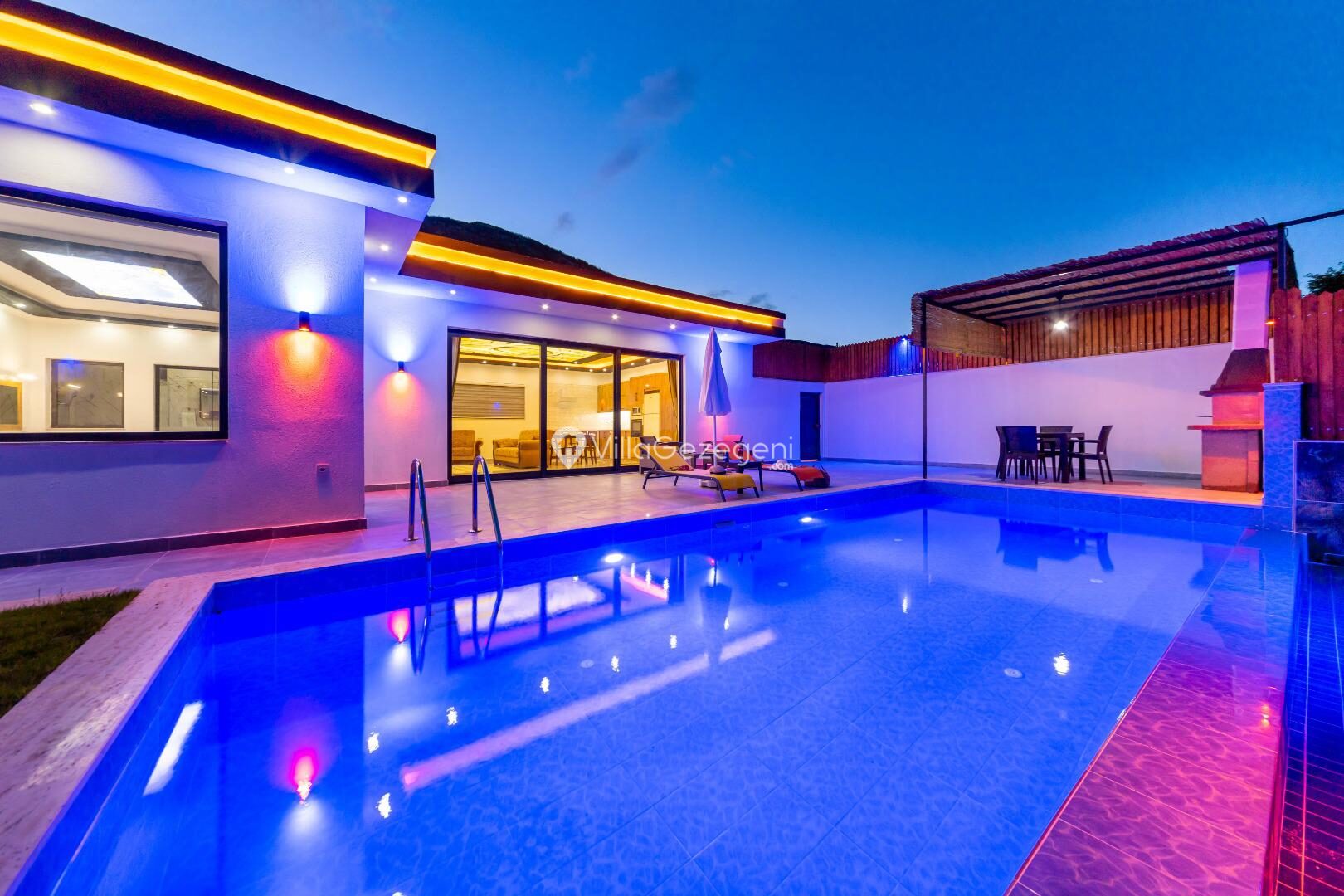 Villa Cika 5 — 25