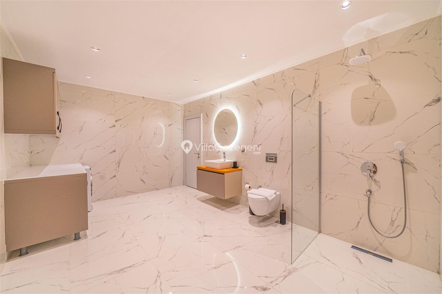 Villa Grey Falcon — 51