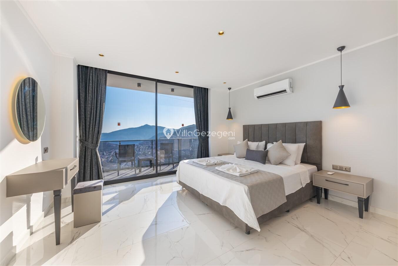 Villa Royal Falcon — 54