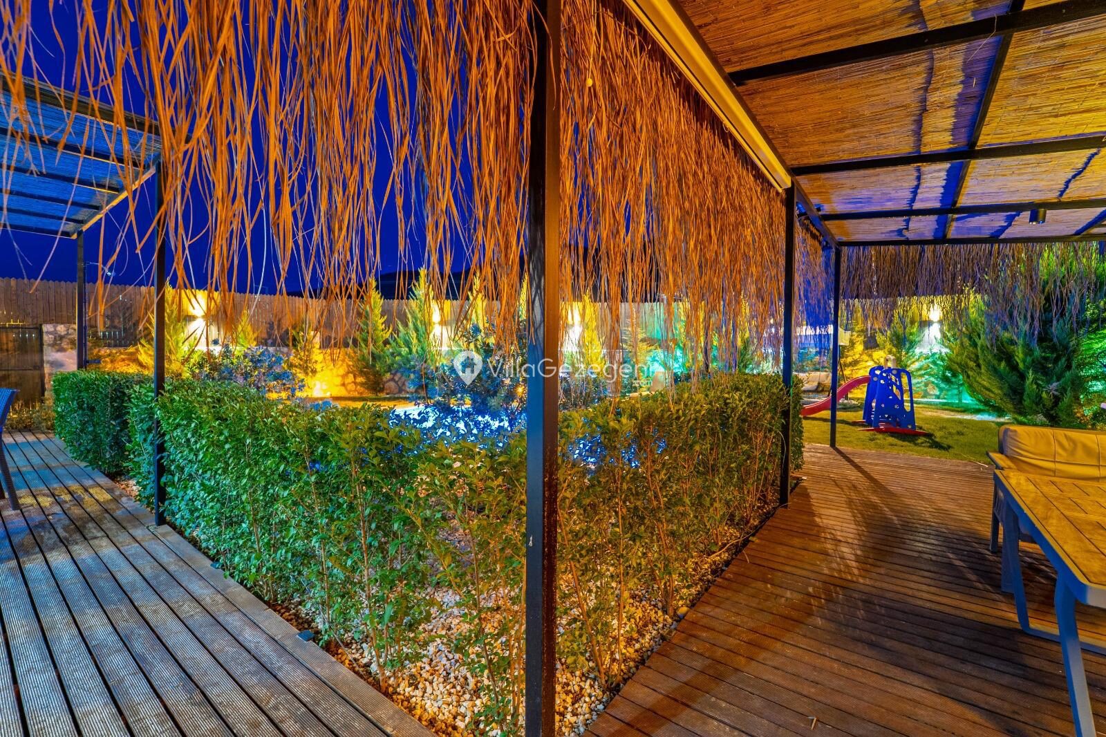 Villa Perla House — 15