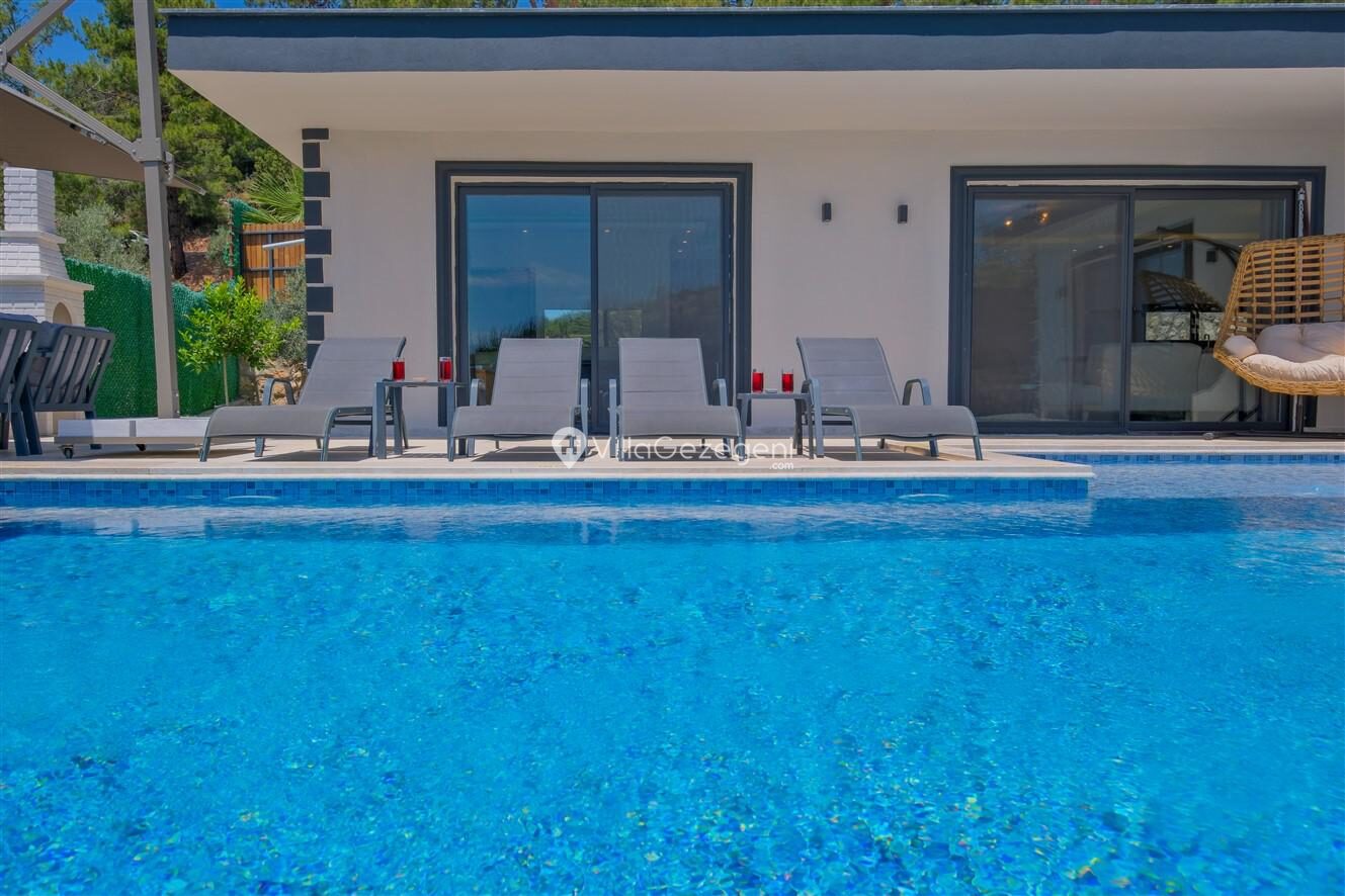 Villa Mira Trio 2 — 26