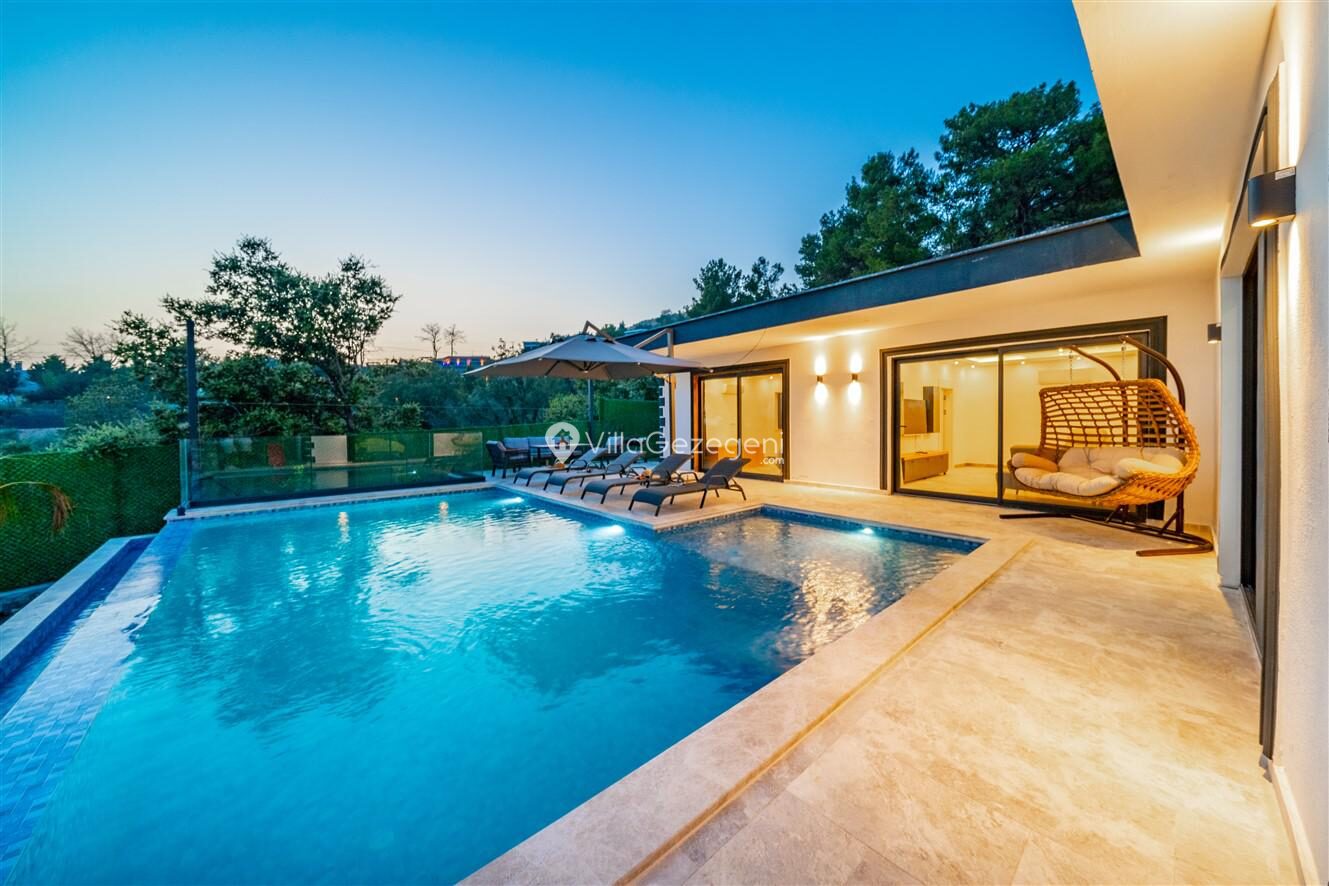 Villa Mira Trio 2 — 45