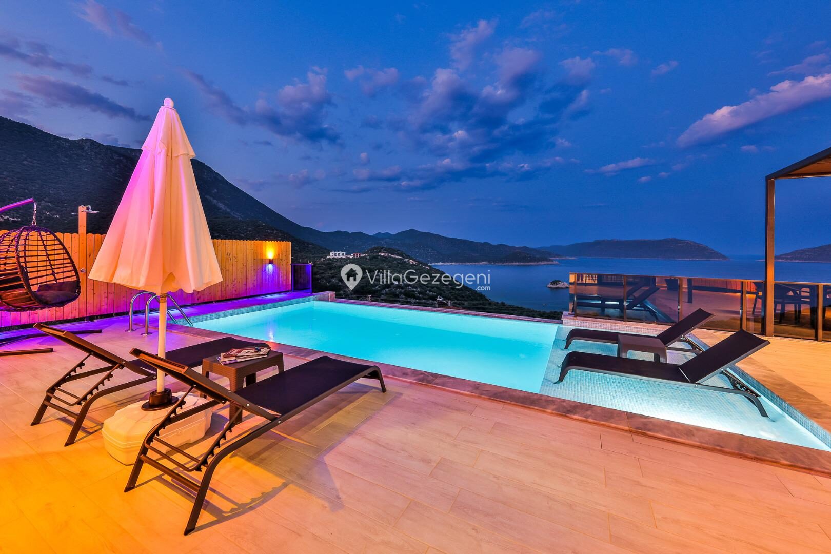 Villa Simurg — 14