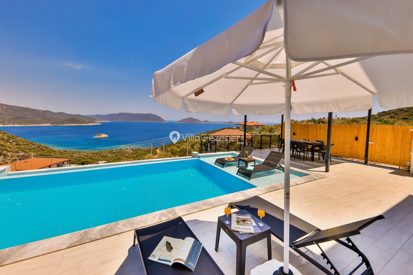 Villa Simurg — 19