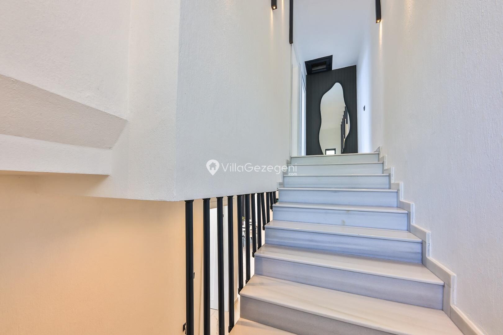 Villa Simurg — 51