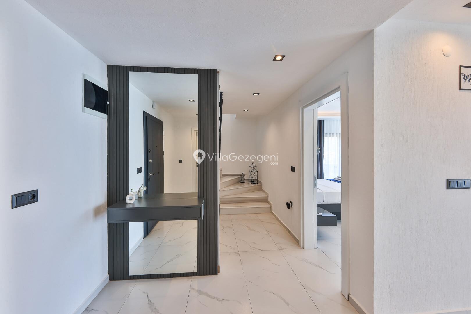 Villa Simurg — 64