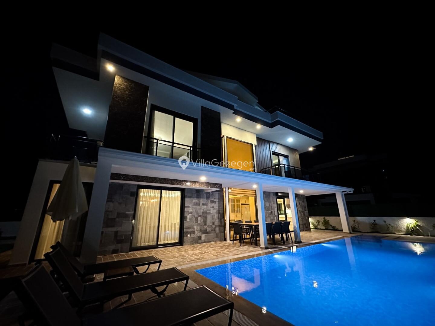Villa Galaksi Mars 2 — 15