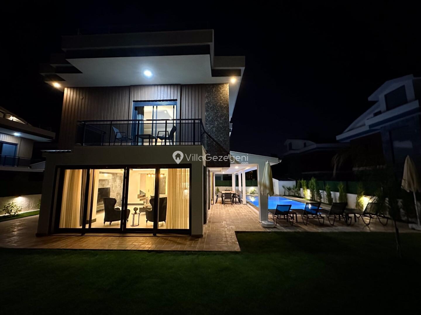 Villa Galaksi Mars 3 — 13