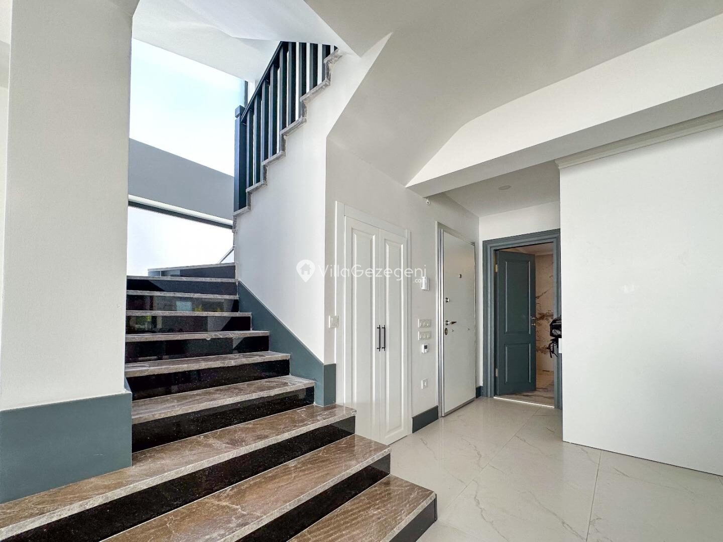Villa Galaksi Mars 3 — 47