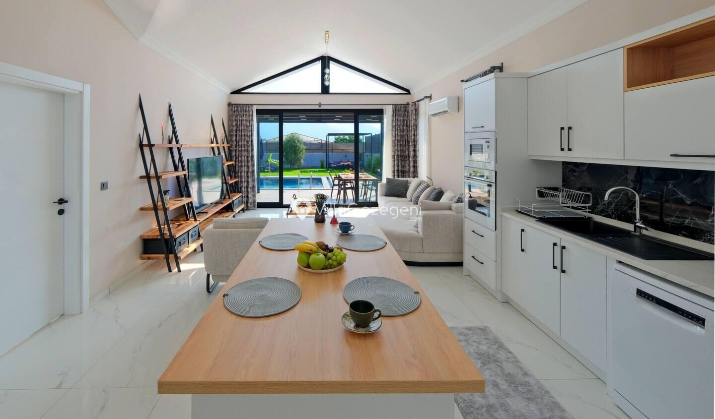 Villa Arel House — 24