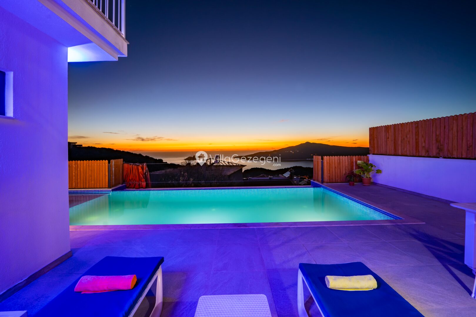 Villa Glorya — 11