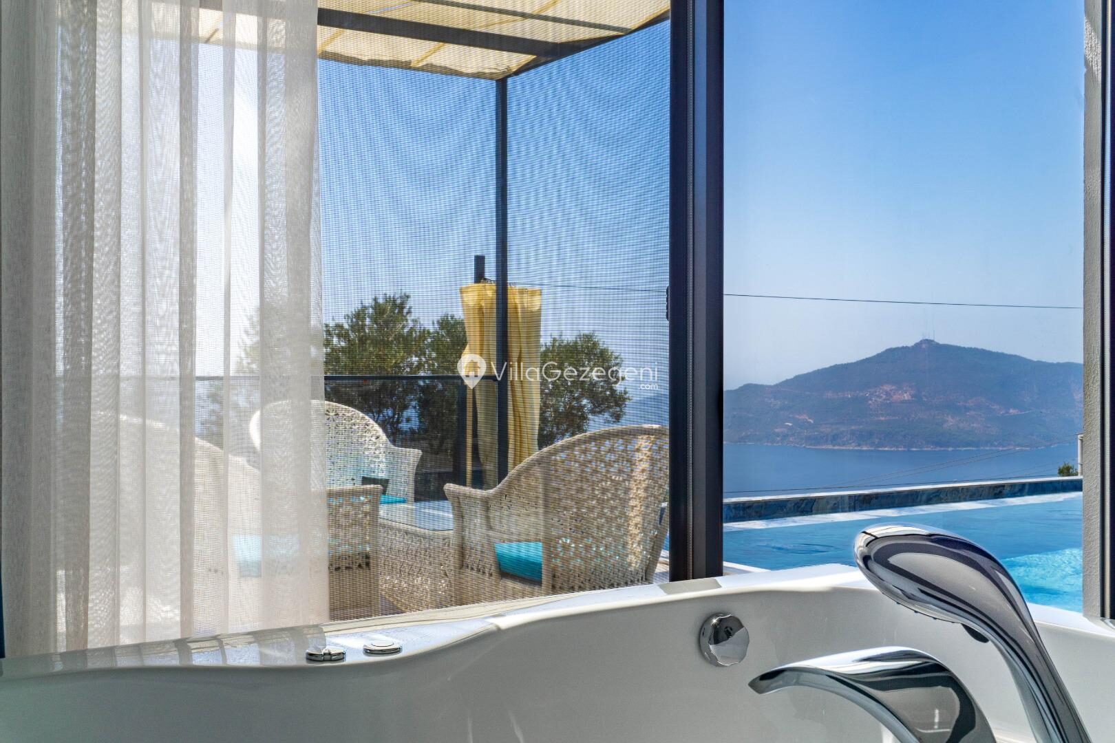 Villa Karbelen — 18