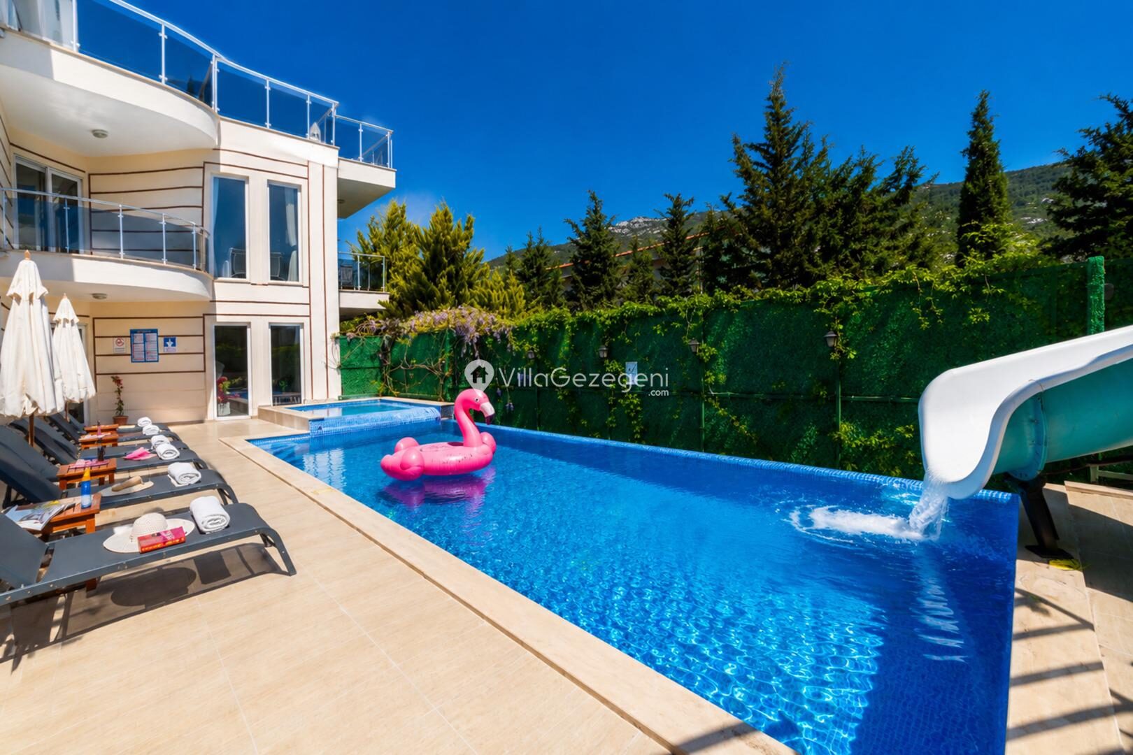 Villa Disney 3 — 4