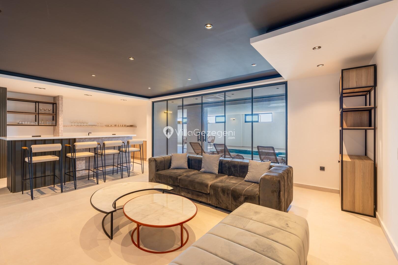 Villa Safran Flower — 55