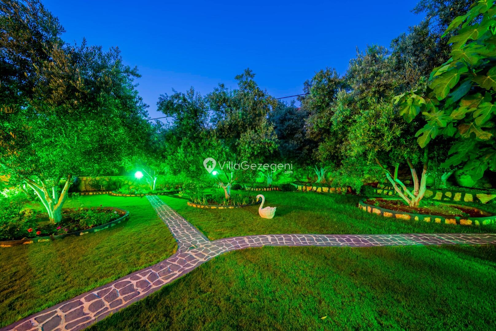 Villa Tunahan Garden — 11