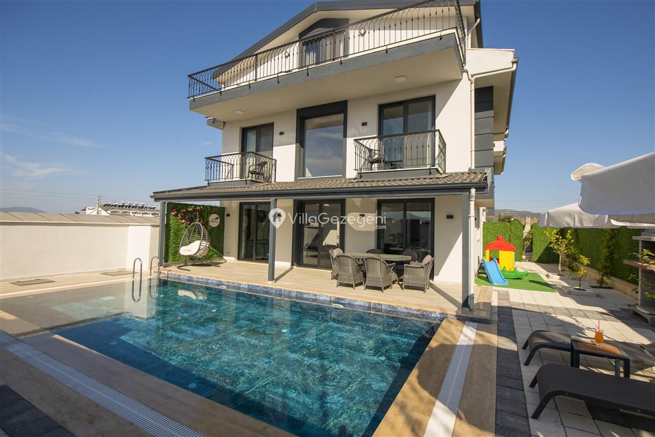 Villa Malibu — 16