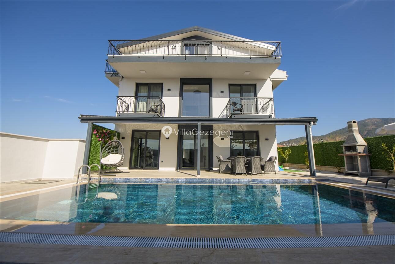 Villa Malibu — 17