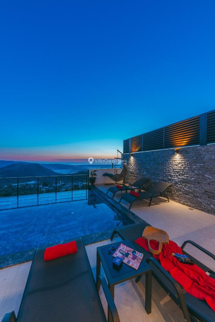 Villa Xanadu — 5