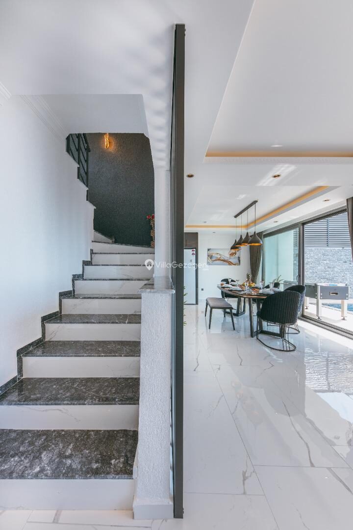 Villa Xanadu — 57