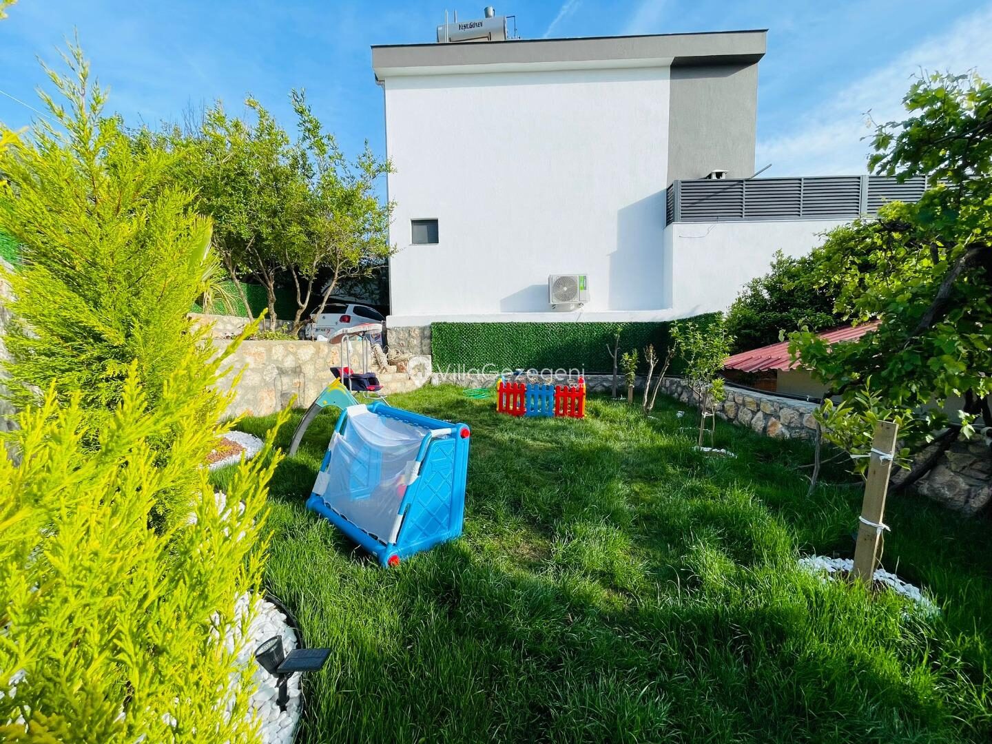Villa Xanadu — 104