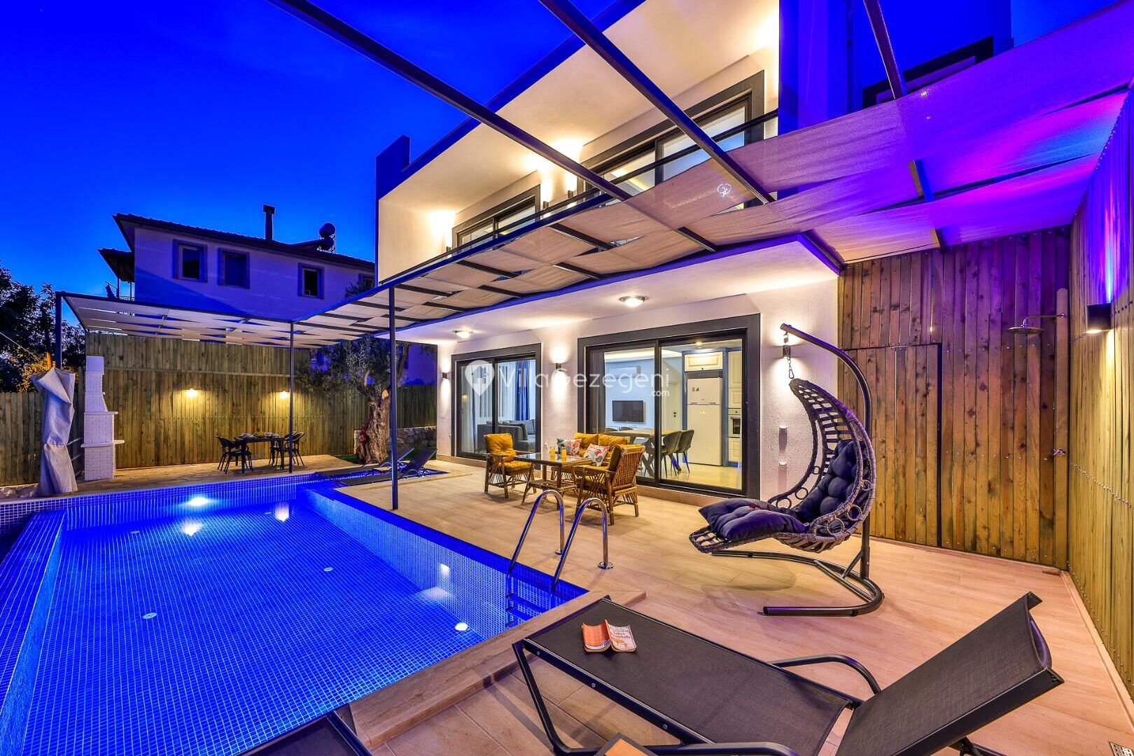 Villa Albedo Blue — 7