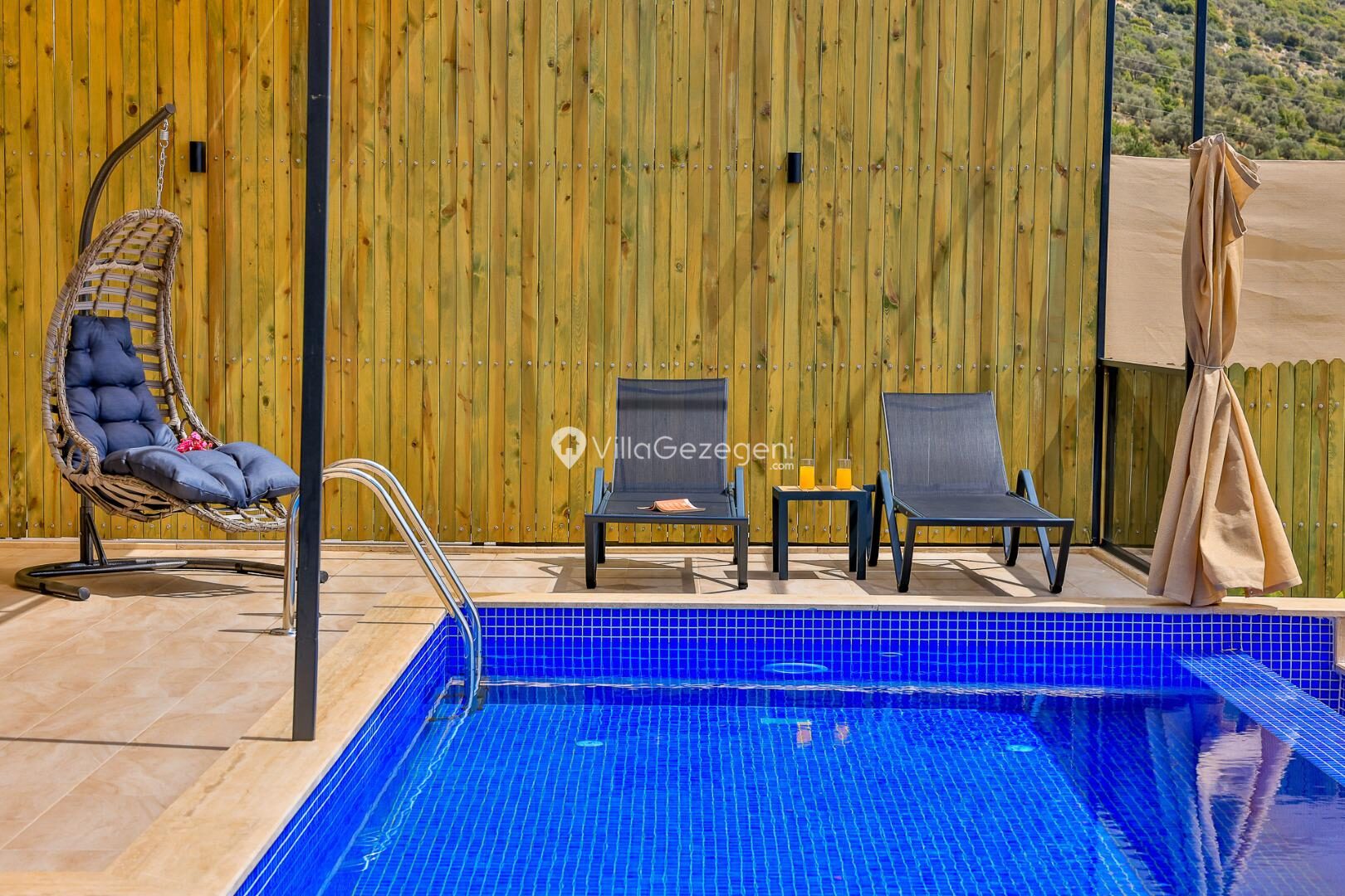 Villa Albedo Blue — 22