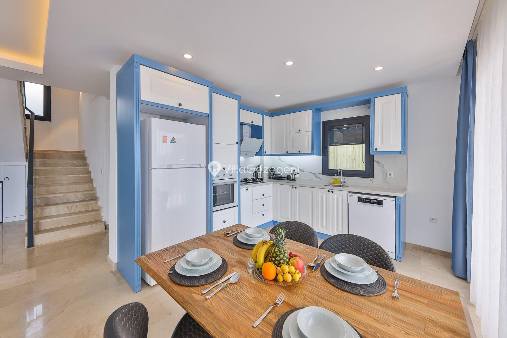Villa Albedo Blue — 64