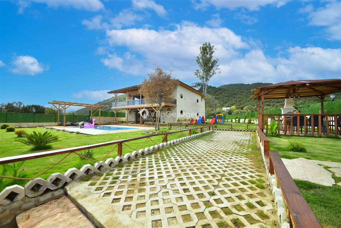 Villa Kyaneai — 2