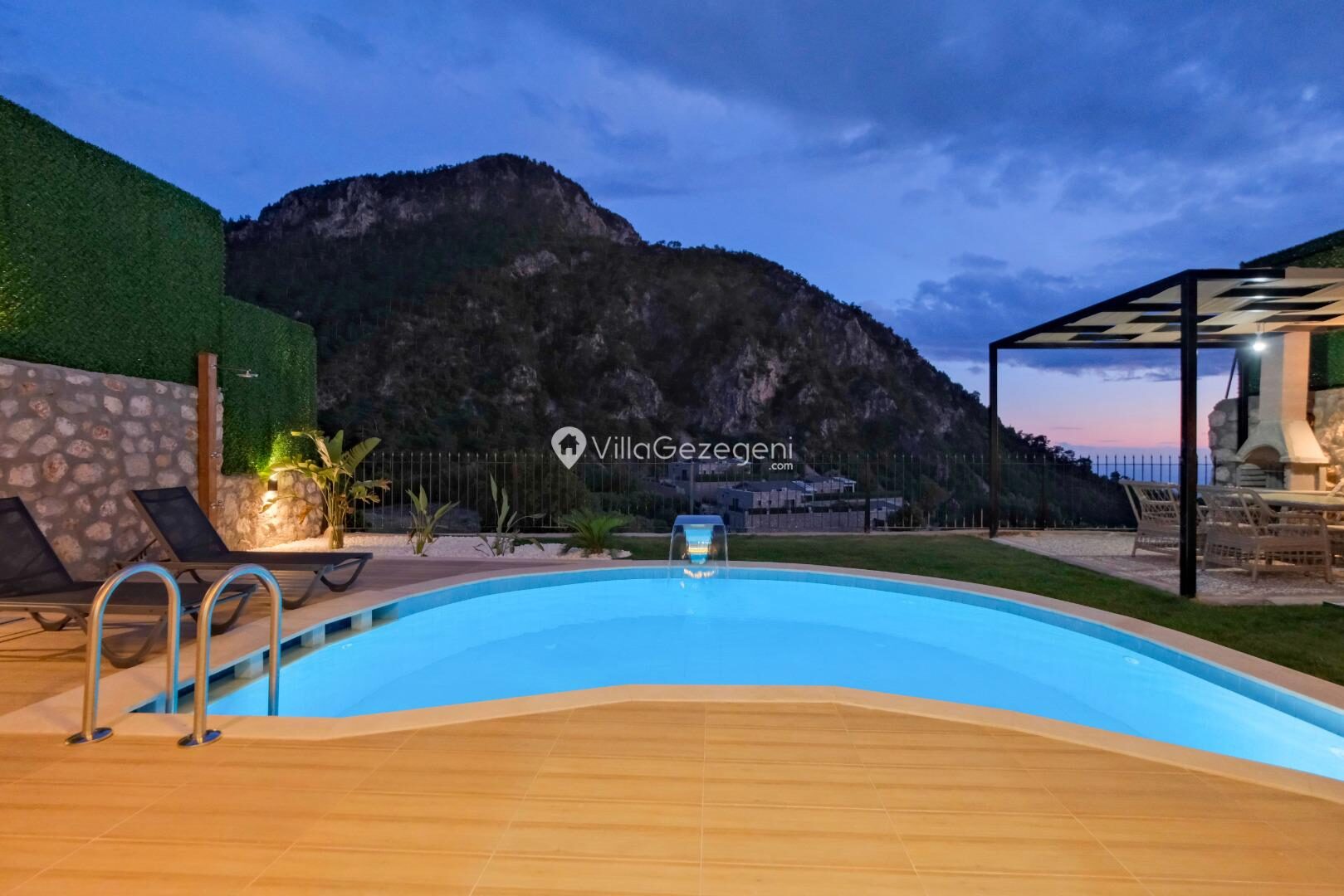 Villa Luna — 4