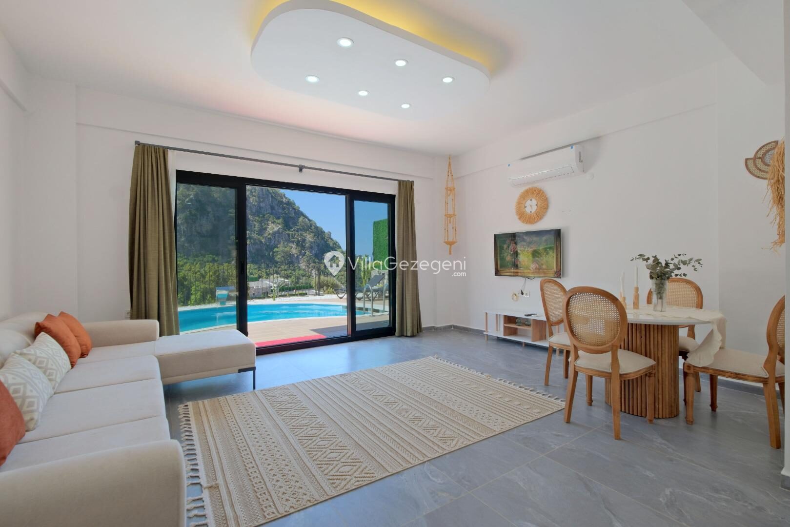 Villa Luna – Faralya kiralık villa