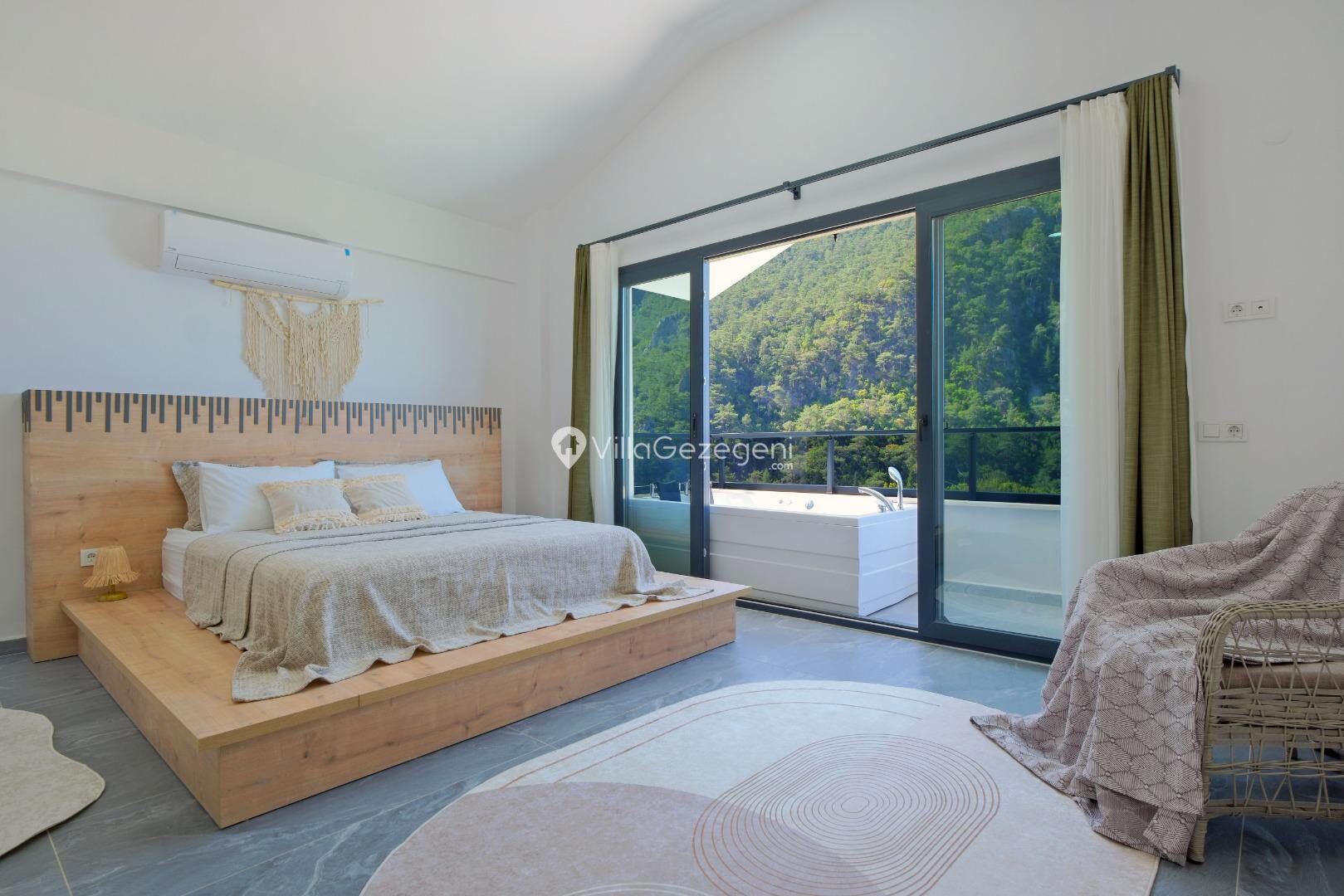 Villa Luna — 36
