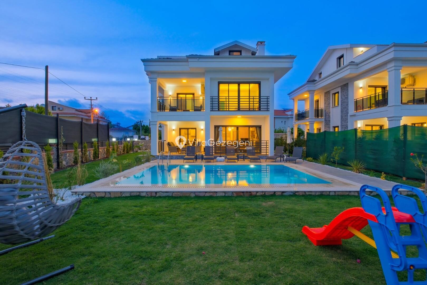 Villa White Palm 1 — 2