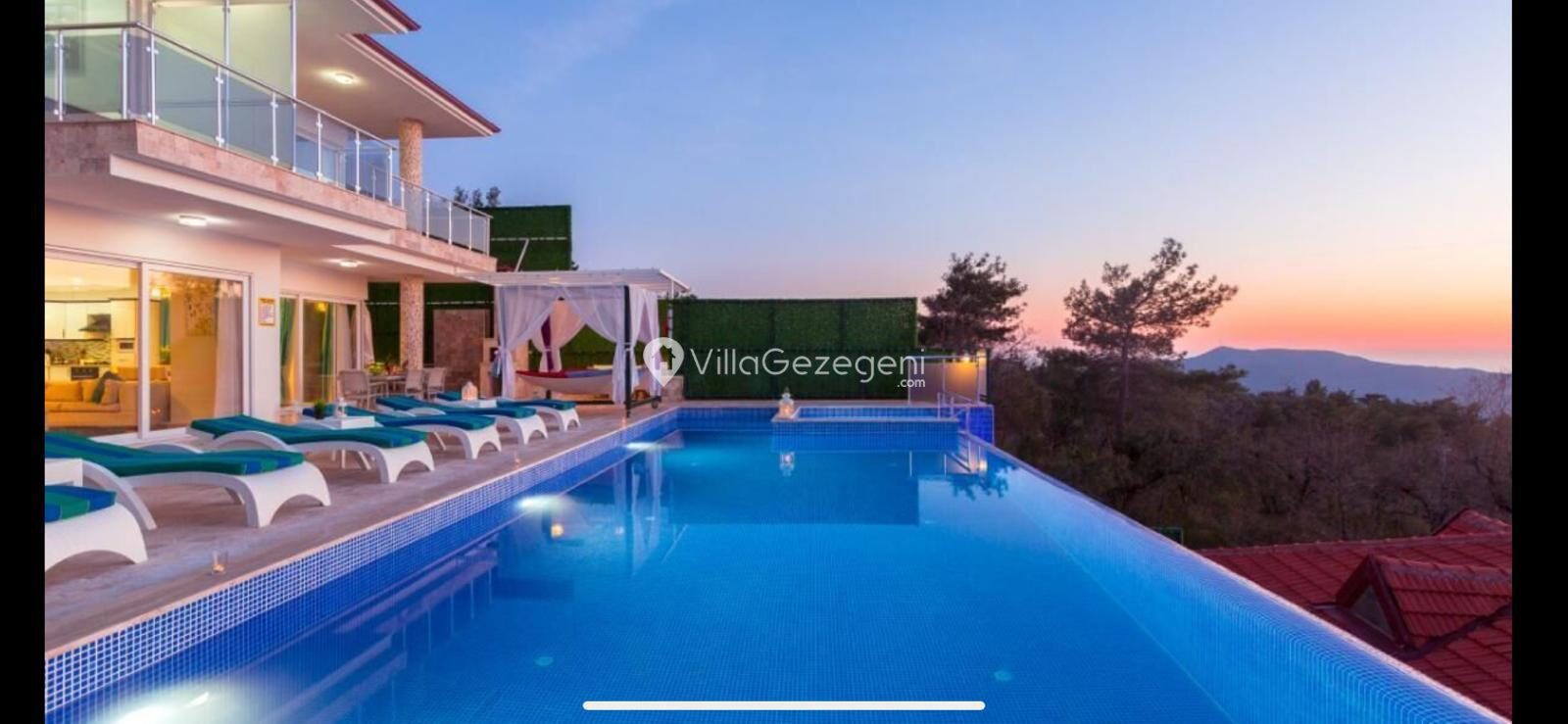 Villa Alvin — 8